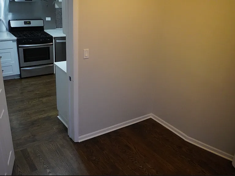 867 E Pershing Rd #2 — Photo 13