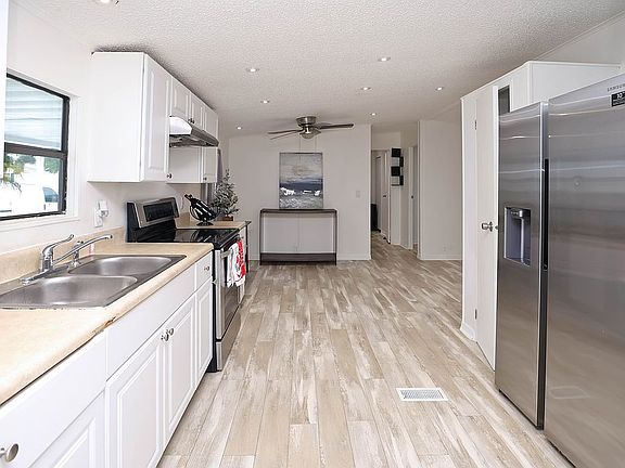 2nd image of 12850 State Highway 84 Paradise Vlg #43GPL