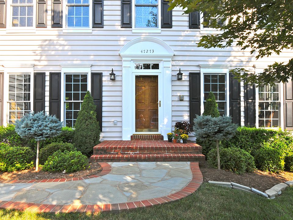 custom brick and slate walkw
