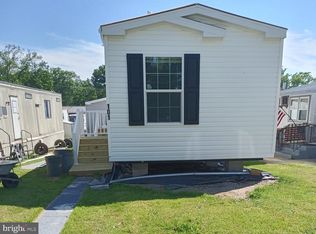 1405 Farrell Ave Trailer 101, Cherry Hill, NJ 08002