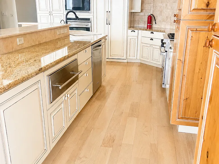 Chef's kitchen