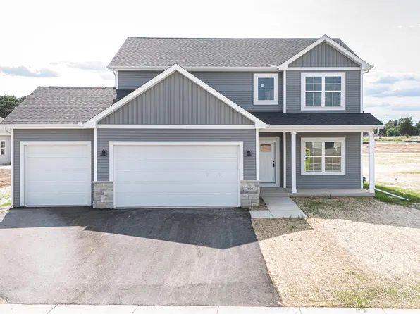3805 N Woodbury Ln, Janesville, WI 53545
