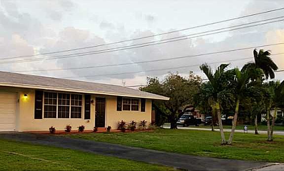 5th image of 2441 Nassau Dr