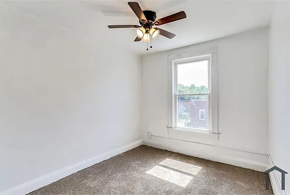 3045 Mathews St — Photo 3