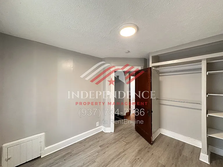 2720 Dwight Ave — Photo 12