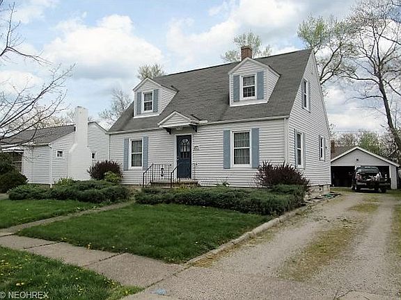 2nd image of 207 Brandtson Ave