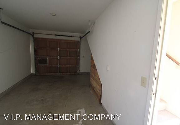 3rd image of 49 W Harrison Ave