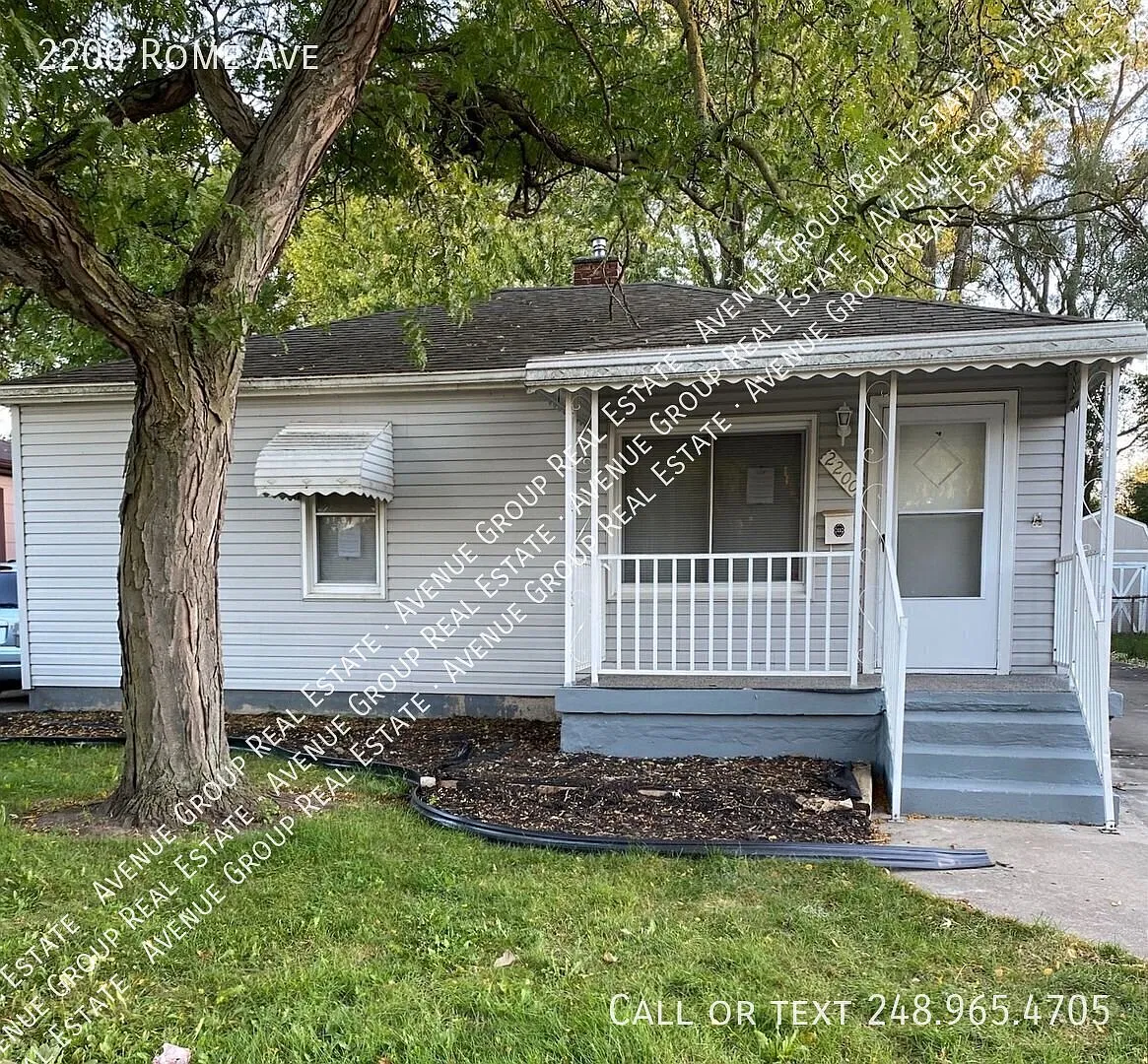 Bright & Inviting 2-Bedroom Unit for Lease in Warren, MI — Photo 1
