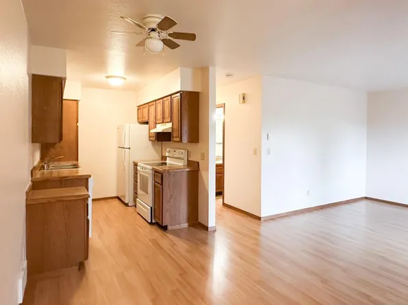 2540 Belt View Dr APT 113, Helena, MT 59601