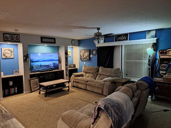 301 Hone St, Philip, SD 57567