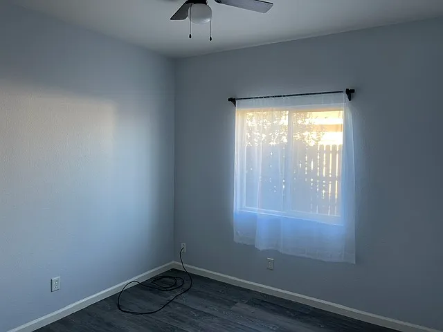 2239 Roberta Avenue - 1 — Photo 4