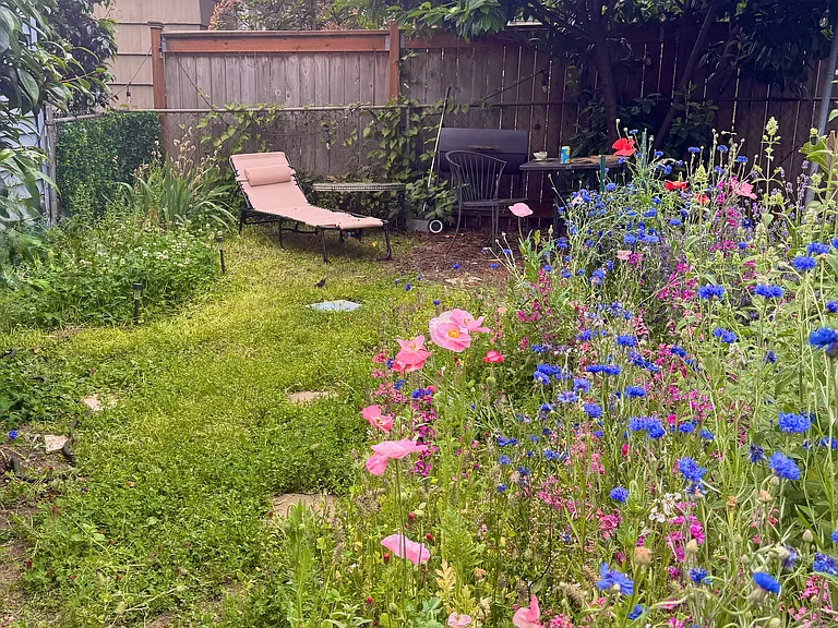 9145 SE Washington St — Photo 2