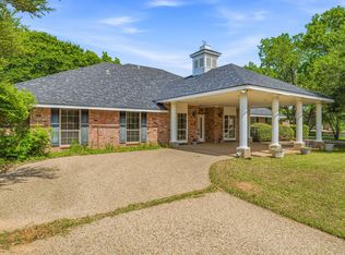 6414 Buena Vista Dr, Granbury, TX 76049