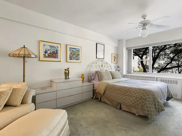 333 East 46th Street image 8 of 9