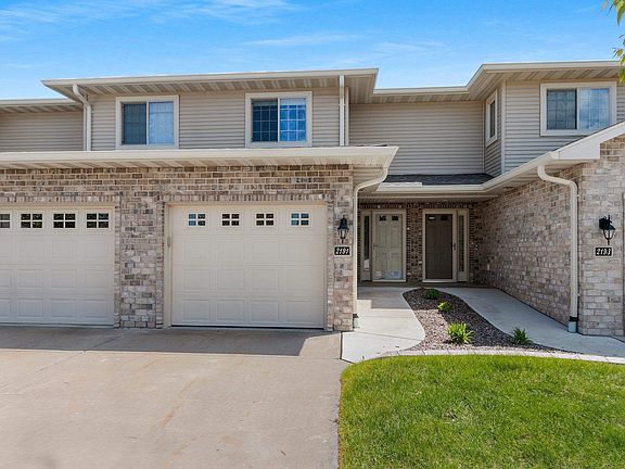 2nd image of 2191 Trailside Ln