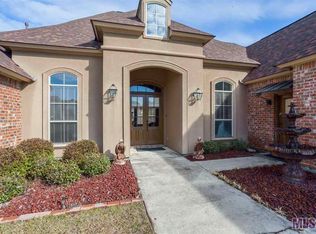 40032 Summer Brooke Ave, Prairieville, LA 70769