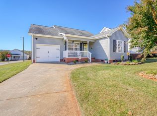 603 Ezra Ct, Inman, SC 29349