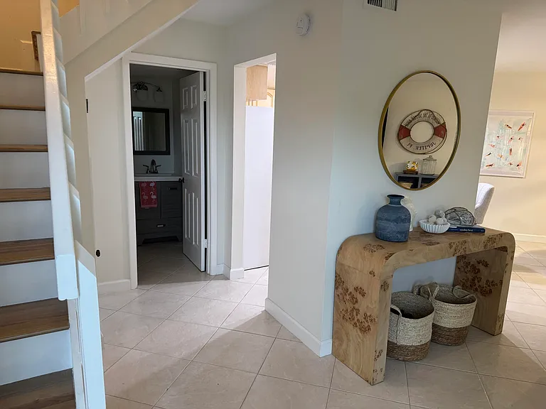 176 Seabreeze Cir — Photo 8