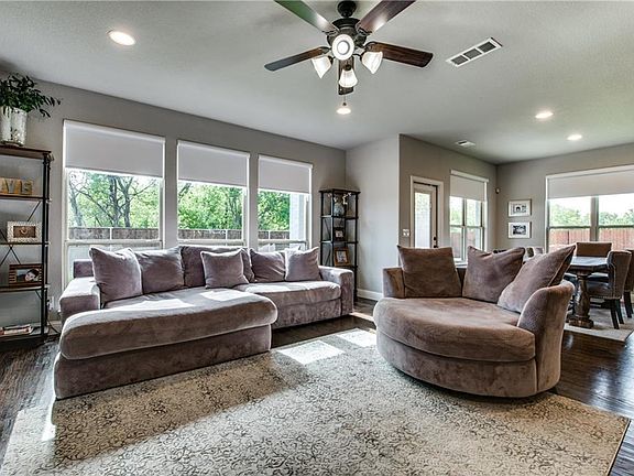 4th image of 5205 Colvin Ct