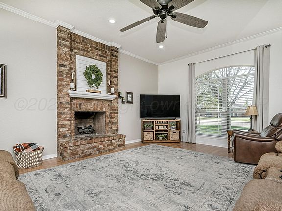 4th image of 5412 Leo Ln