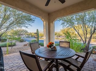 1819 E Barn Swallow Ln, Green Valley, AZ 85614