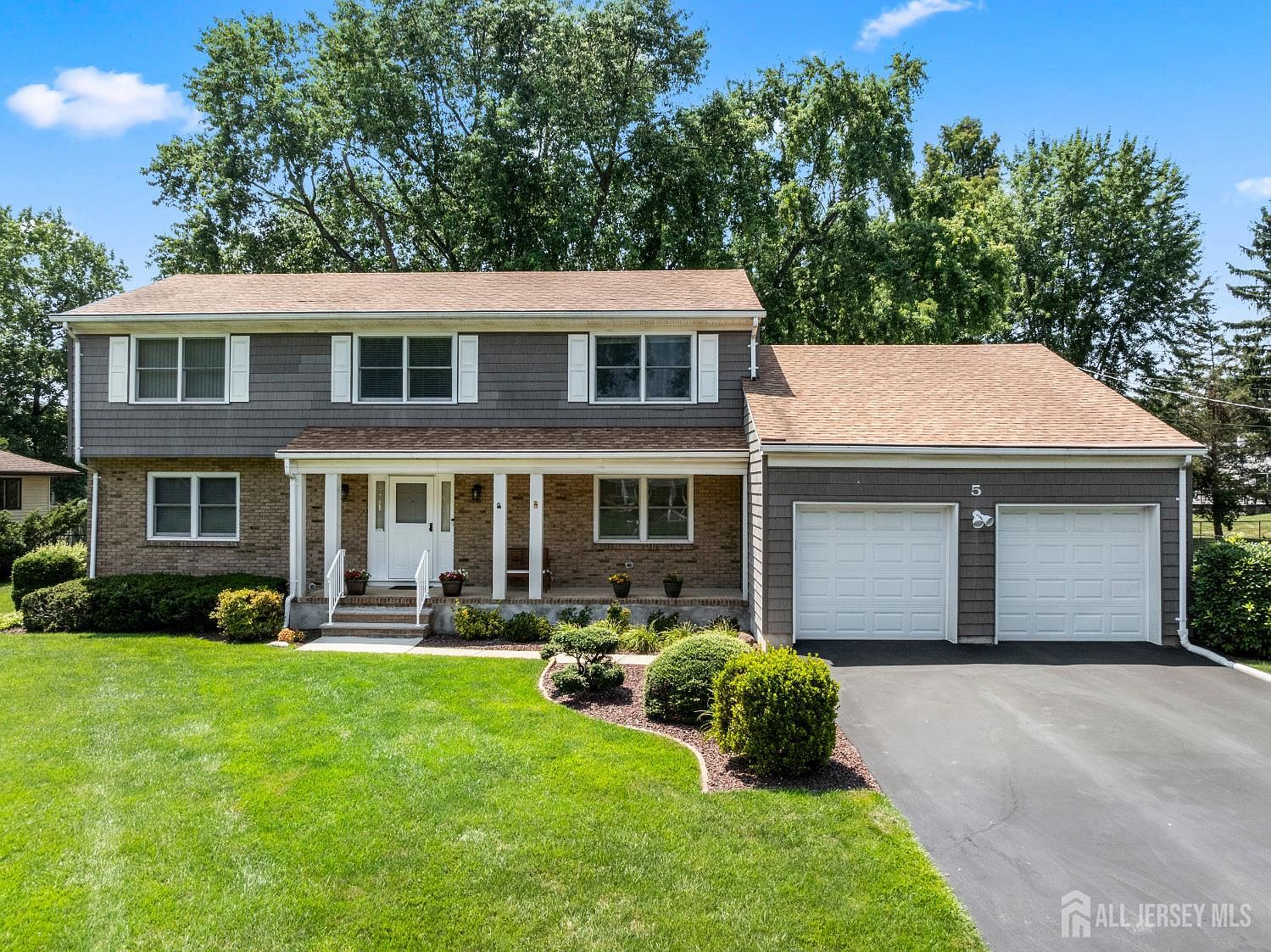5 Sussex Rd, East Brunswick, NJ 08816 | MLS #2700835R | Zillow