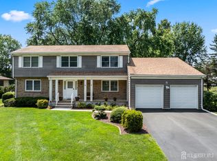 5 Sussex Rd, East Brunswick, NJ 08816