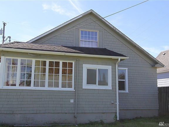 4th image of 1011 Soule Ave