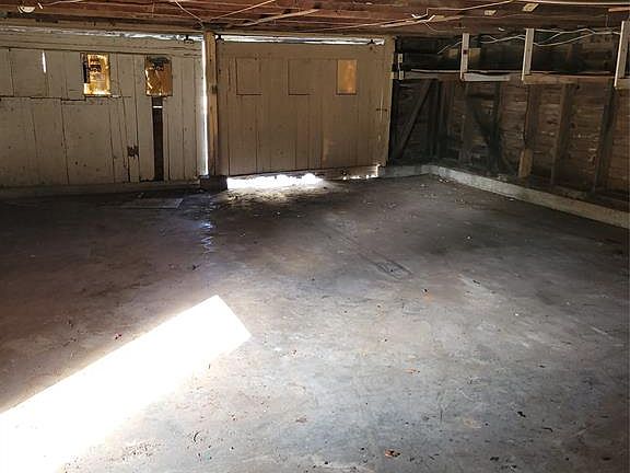 5th image of 2214 50th St
