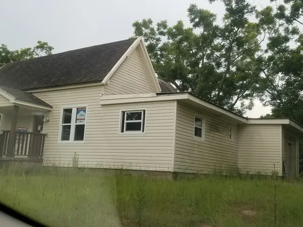 375 Baggs Ave, Pelham, GA 31779