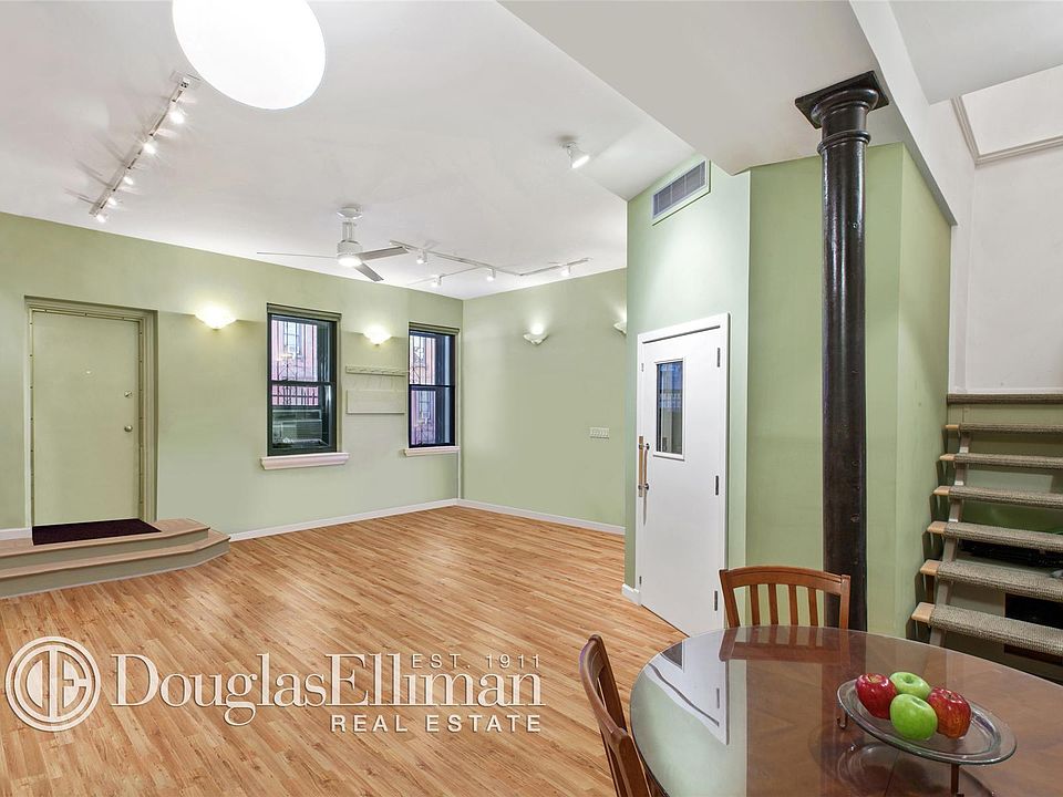 1st image of 454 W 46th St APT 1AS