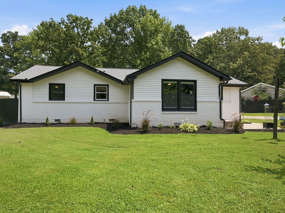 1st image of 101 Hickory Dr