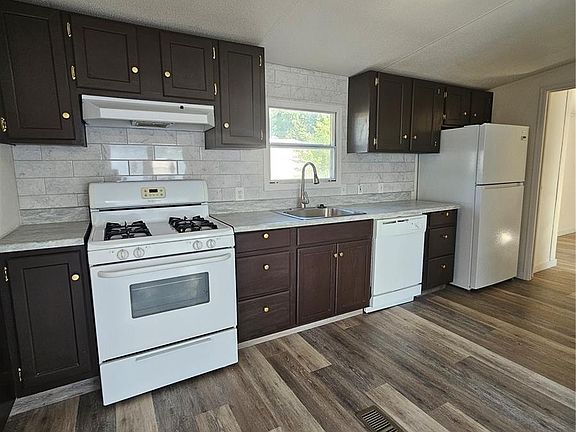 4th image of 731 Grand Avenue LOT 8
