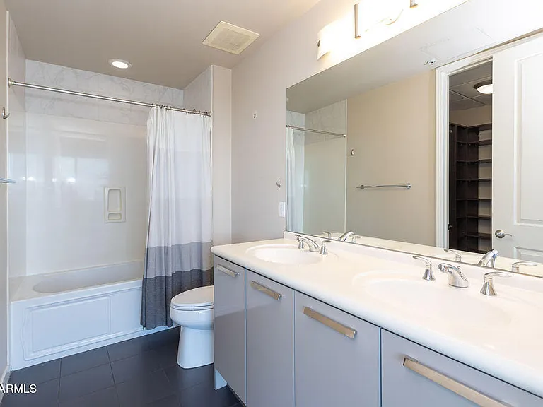 1 E Lexington Ave #702 — Photo 8