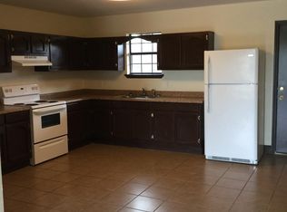 318 River Front St #14293228, Laredo, TX 78046