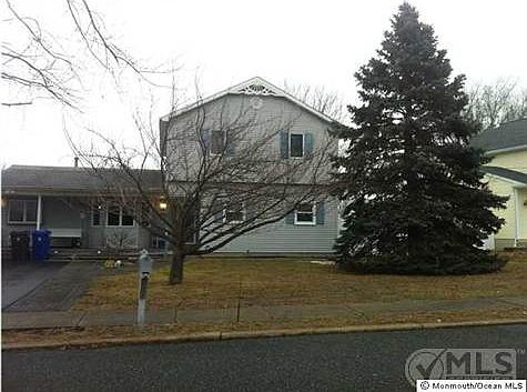 1st image of 1030 Bell St