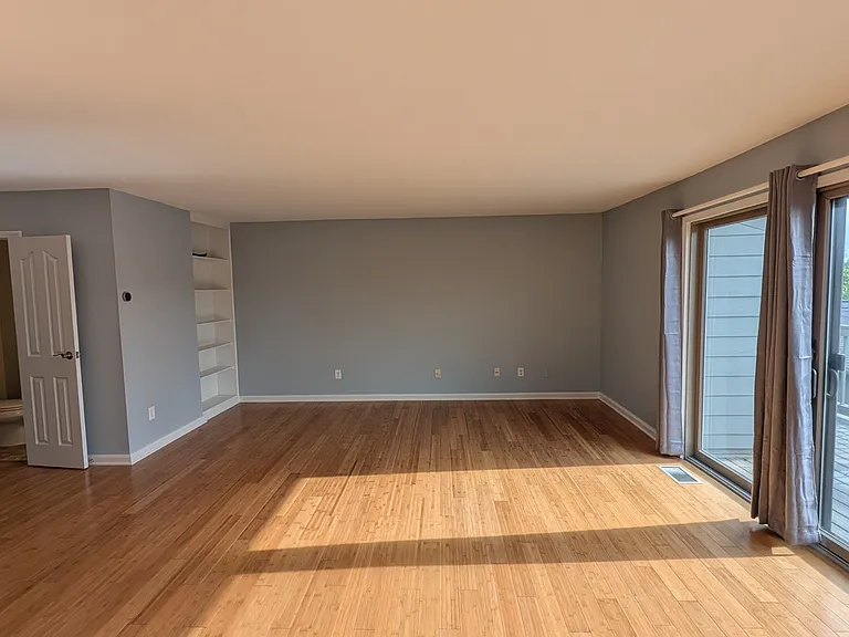721 Skynob Dr — Photo 9