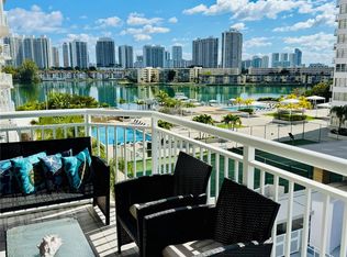 18051 Biscayne Blvd APT 503, Aventura, FL