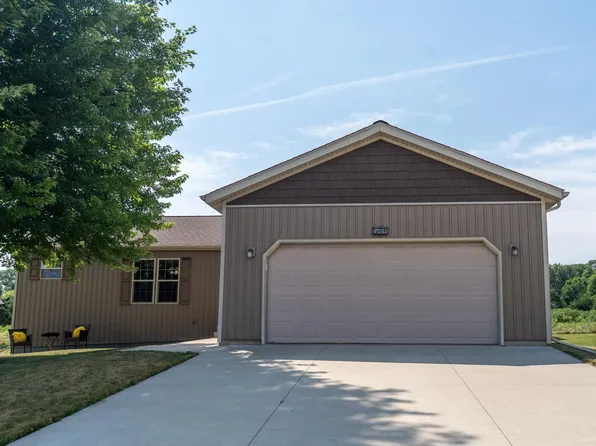 511 White Spruce Ave, Baraboo, WI 53913