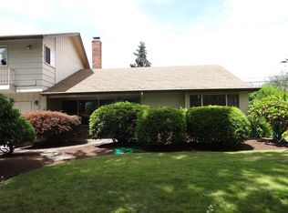35 Wedgewood Dr, Eugene, OR 97404