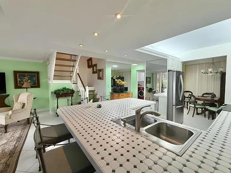 2910 SW 87th Ter #CU-1708 — Photo 10