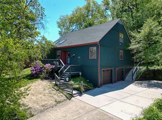 169 Pinewood Dr, Bridgeville, PA 15017