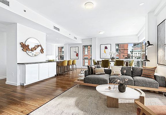 3rd image of 290 Mulberry St APT 8
