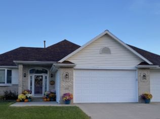 1309 Lone Pine Dr SW, Rochester, MN 55902