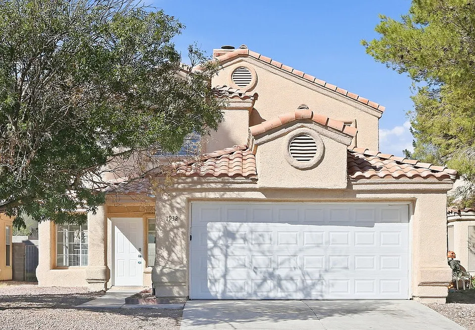 1932 Monte Alban Dr