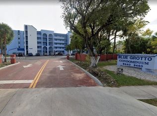 9440 Fontainebleau Blvd APT 104, Miami, FL 33172