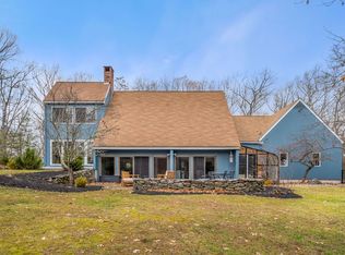 19 High Oaks Path, Groton, MA 01450
