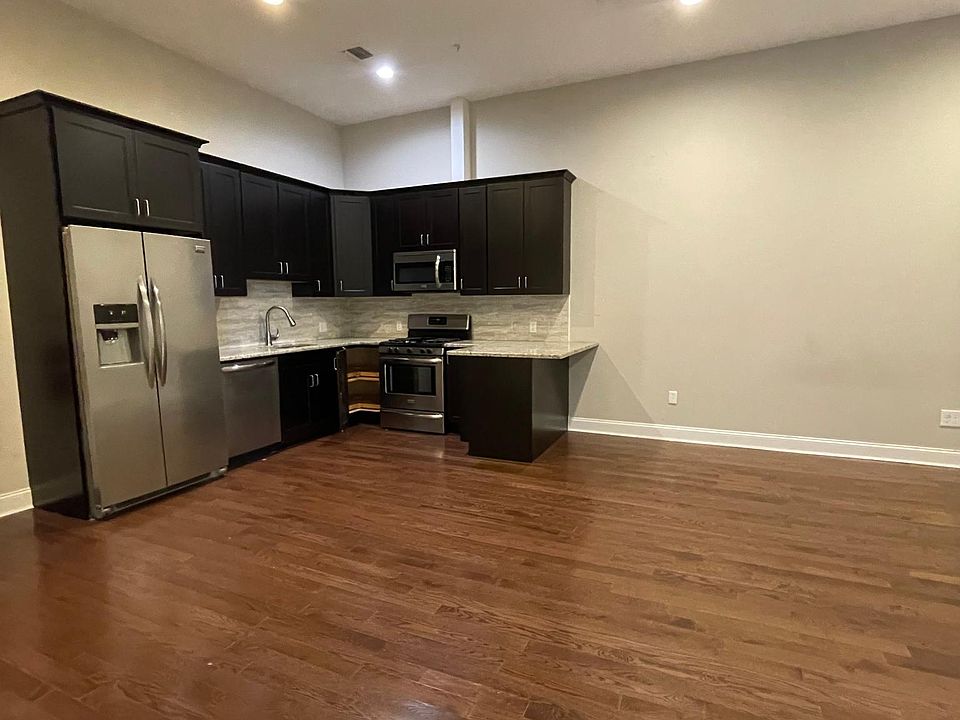 1st image of 47 Camden St Unit 101