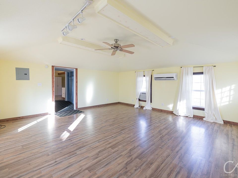 1st image of 208 Merchant St Unit B