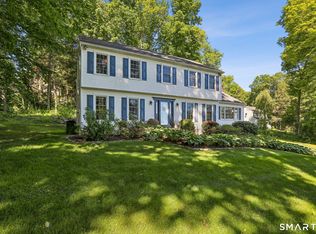 28 Colonial Ridge Drive, New Milford, CT 06755